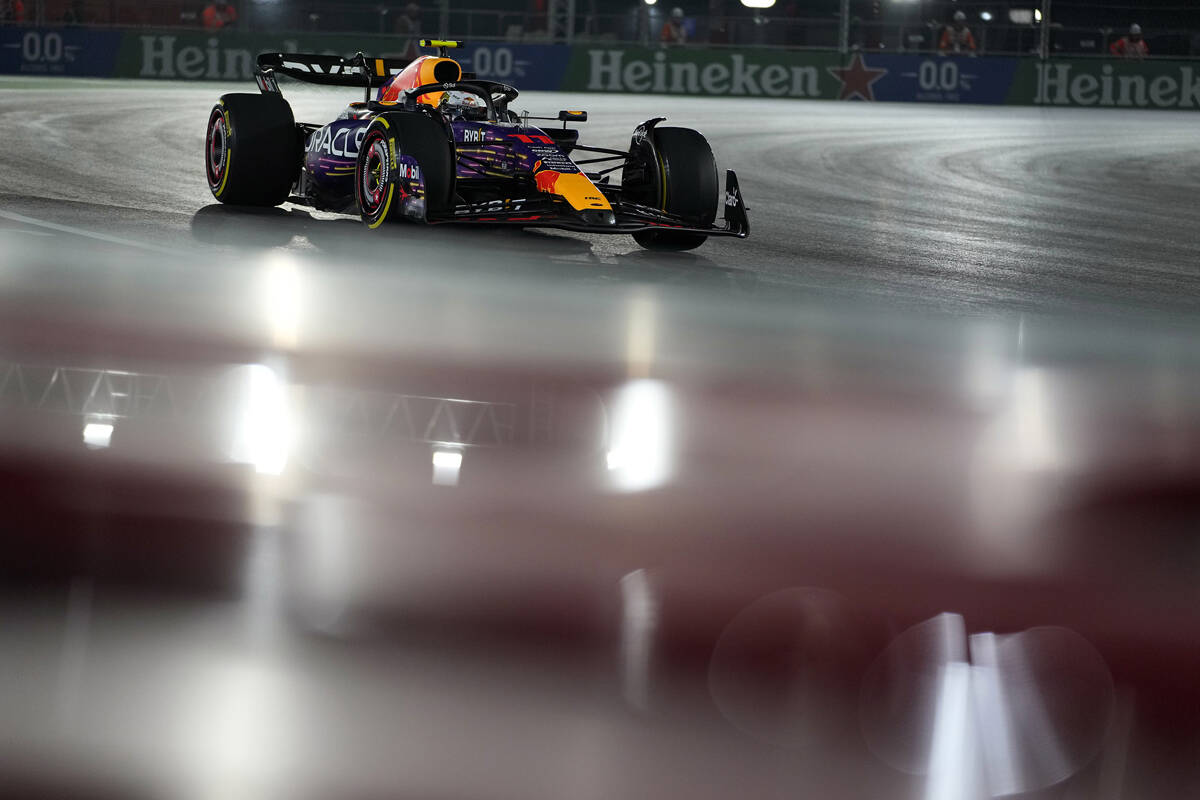 El piloto de Red Bull Sergio Pérez, de México, conduce durante la segunda práctica para la c ...