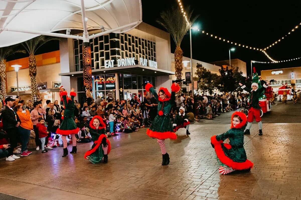 Downtown Summerlin da el pistoletazo de salida a la temporada navideña con el regreso de popul ...