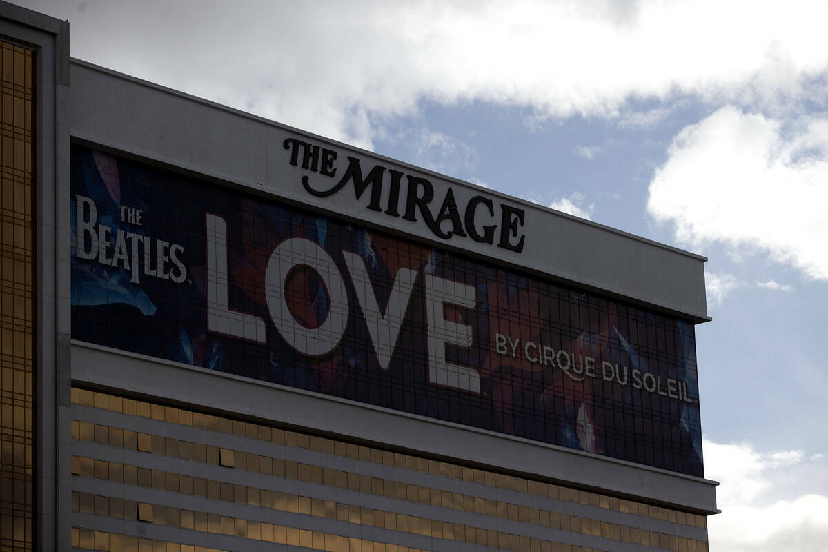 Unos mil 700 trabajadores representados por el Sindicato Culinario de The Mirage (que pronto pa ...