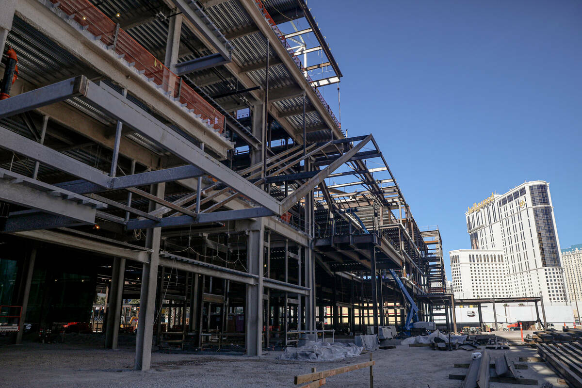 El sitio de construcción de BLVD, un centro comercial y gastronómico de 400 mil pies cuadrado ...