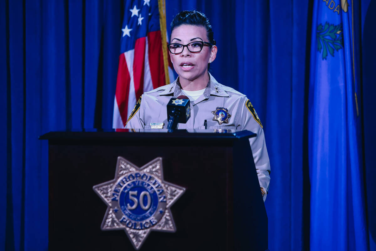 Subjefa de la policía de Las Vegas, Yasenia Yatomi comparte detalles sobre un tiroteo en el qu ...