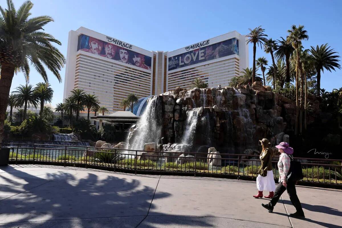 El Mirage en el Strip de Las Vegas el martes 7 de marzo de 2023. El dueño, Hard Rock Internati ...