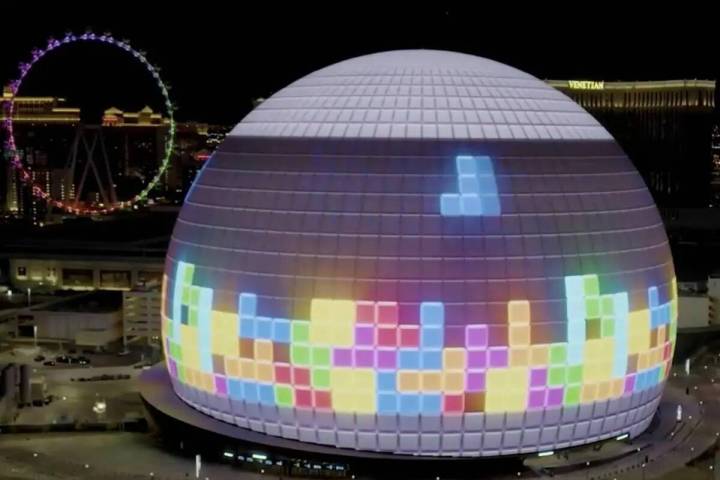 Vegas Sphere, en el Strip, se convirtió en un juego de Tetris gigante durante CES (Crédito: S ...
