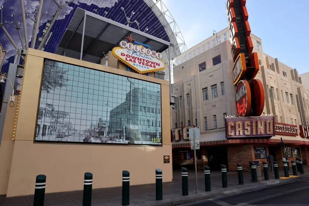 Una foto histórica del hotel Sal Sagev (Las Vegas deletreado al revés), que se convirtió en ...