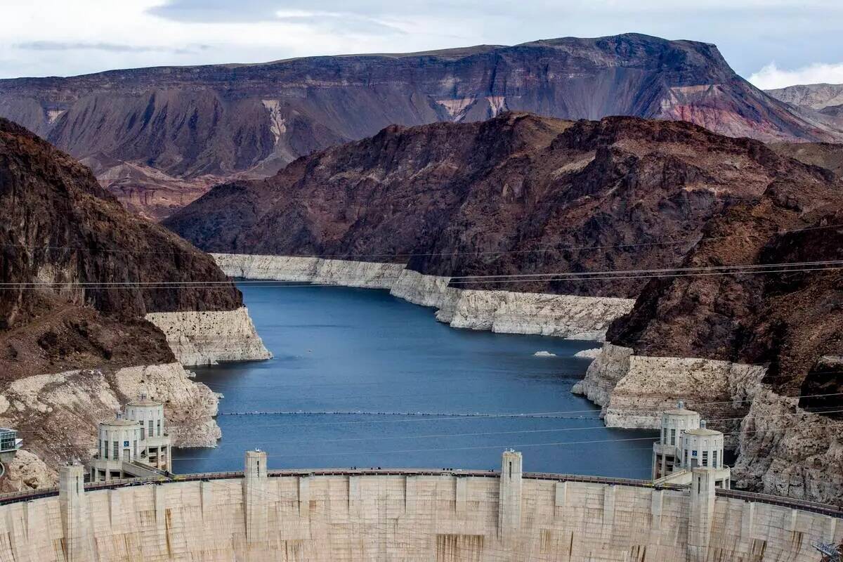 ARCHIVO - Los niveles actuales de agua en el Lago Mead para las próximas proyecciones de acumu ...