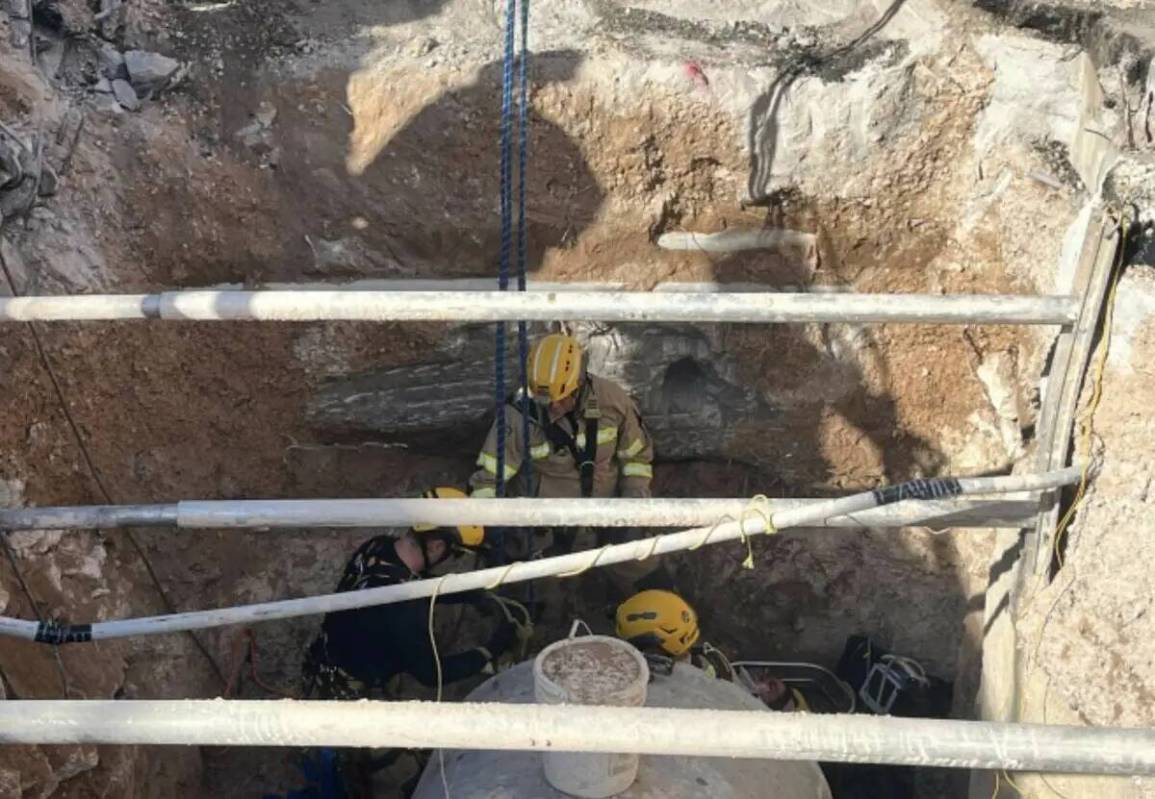 Un trabajador resultó herido tras caer en una zanja en un sitio de construcción de Las Vegas ...