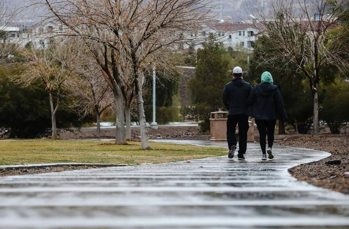 Después de una semana de tiempo soleado, la lluvia podría ser un factor diario desde principi ...