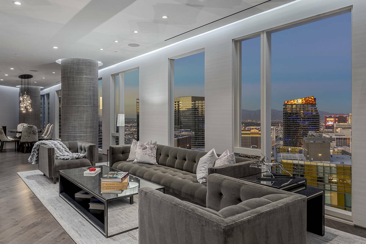 Este penthouse del Waldorf Astoria, valorado en 9.5 millones de dólares, ofrece vistas panorá ...