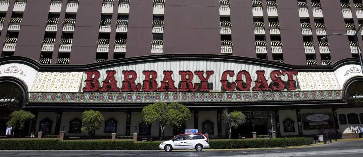 El casino Barbary Coast en Las Vegas el martes 6 de septiembre de 2005. Boyd Gaming ha comprado ...