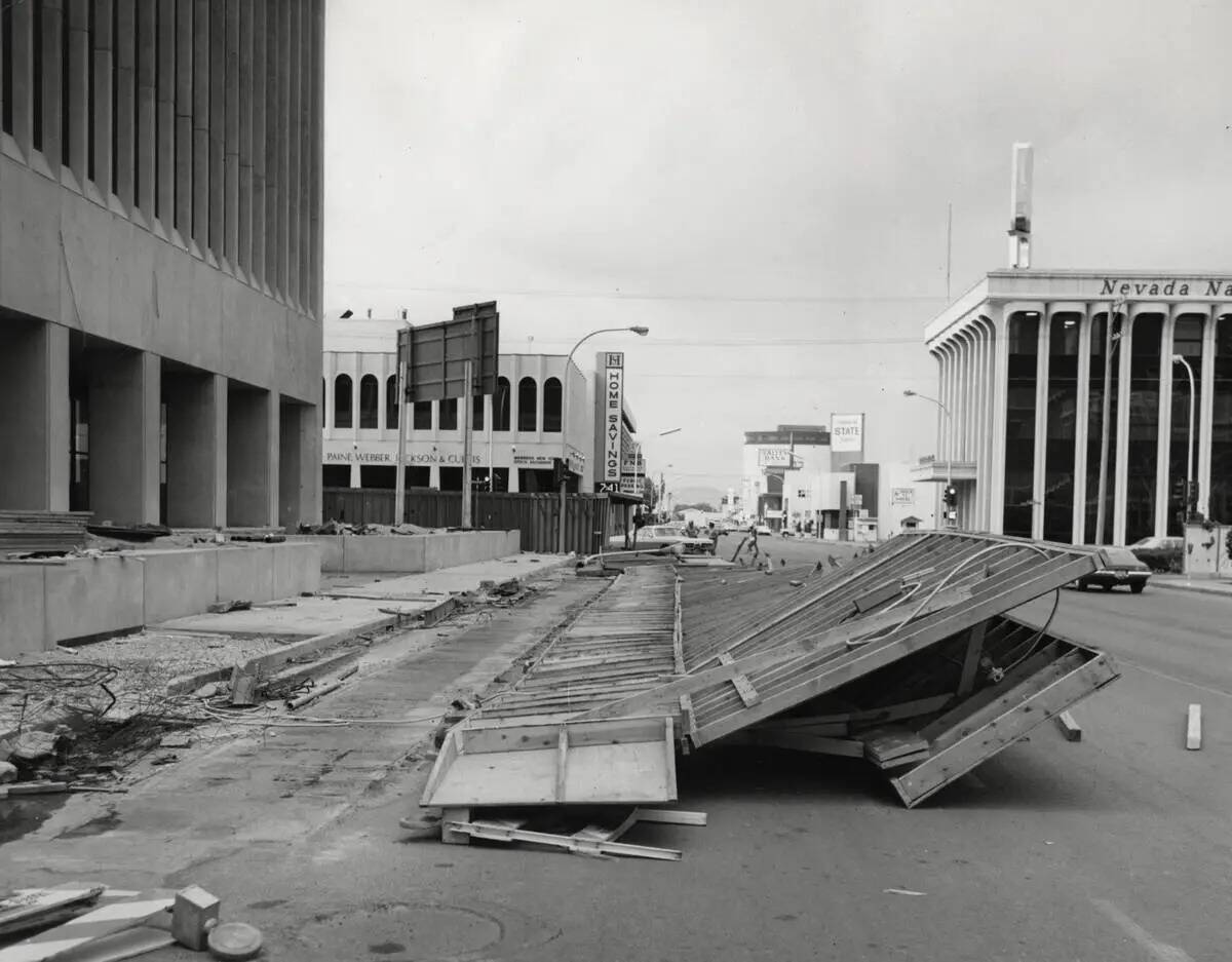 Daños causados por el viento en Las Vegas el 8 de julio de 1975. (Tom Jones IV/Las Vegas Revie ...