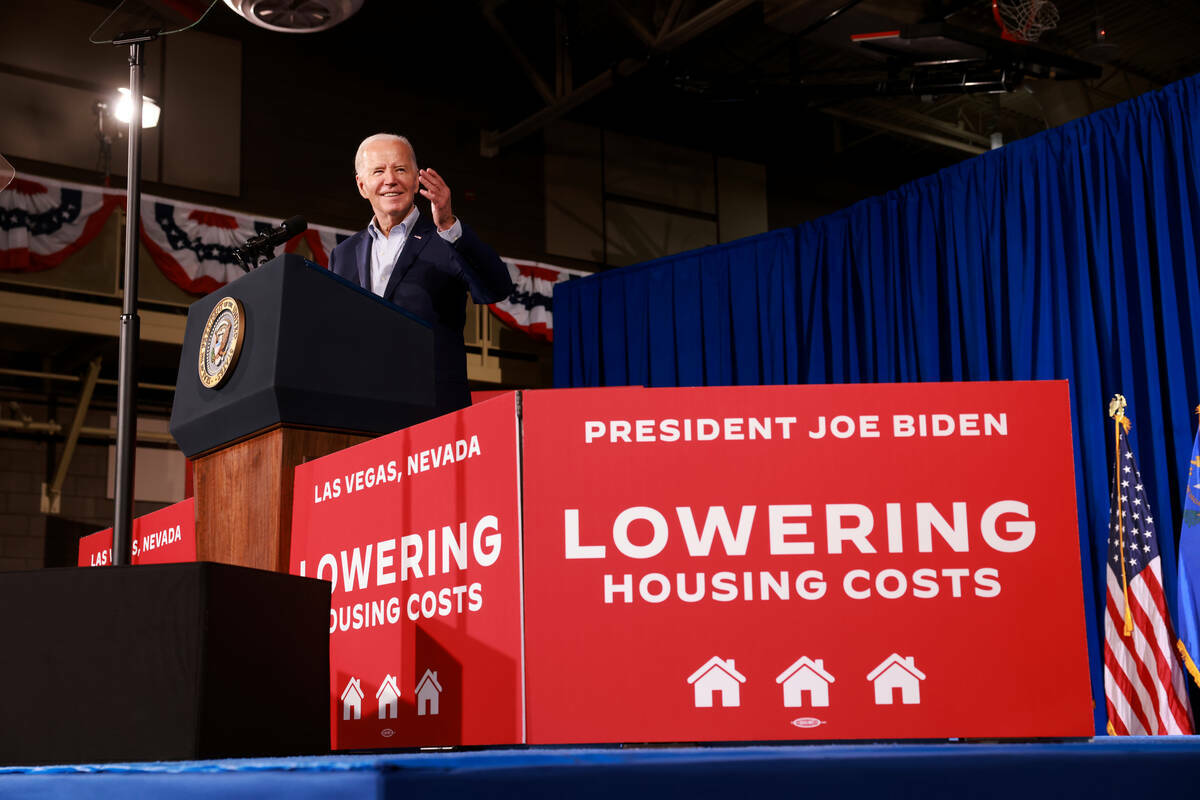 El presidente Joe Biden habla en el Stupak Community Center, en Las Vegas, el martes 19 de marz ...