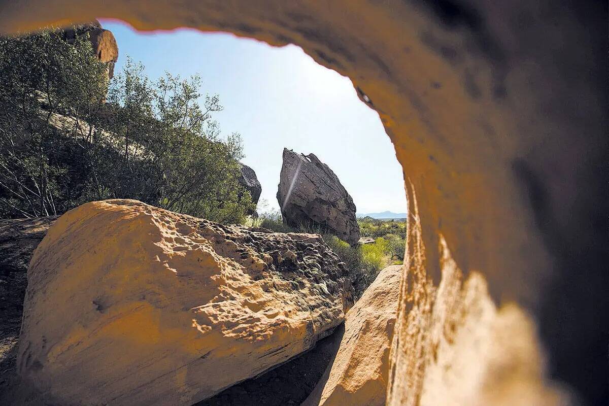 Formaciones rocosas en la zona de Whitney Pockets del Monumento Nacional Gold Butte, al sur de ...