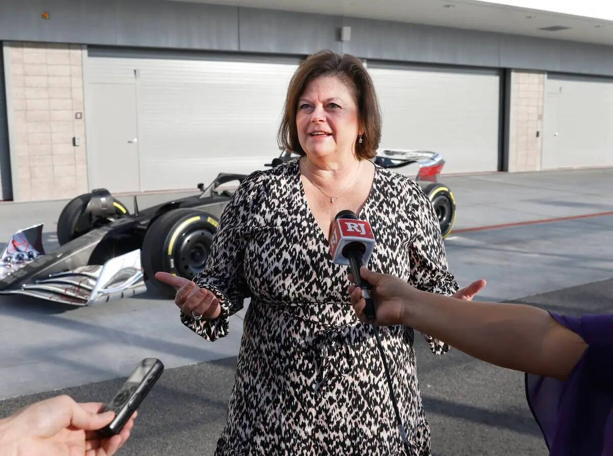 La directora de operaciones del Grand Prix de Las Vegas, Betsy Fretwell, habla sobre la opción ...