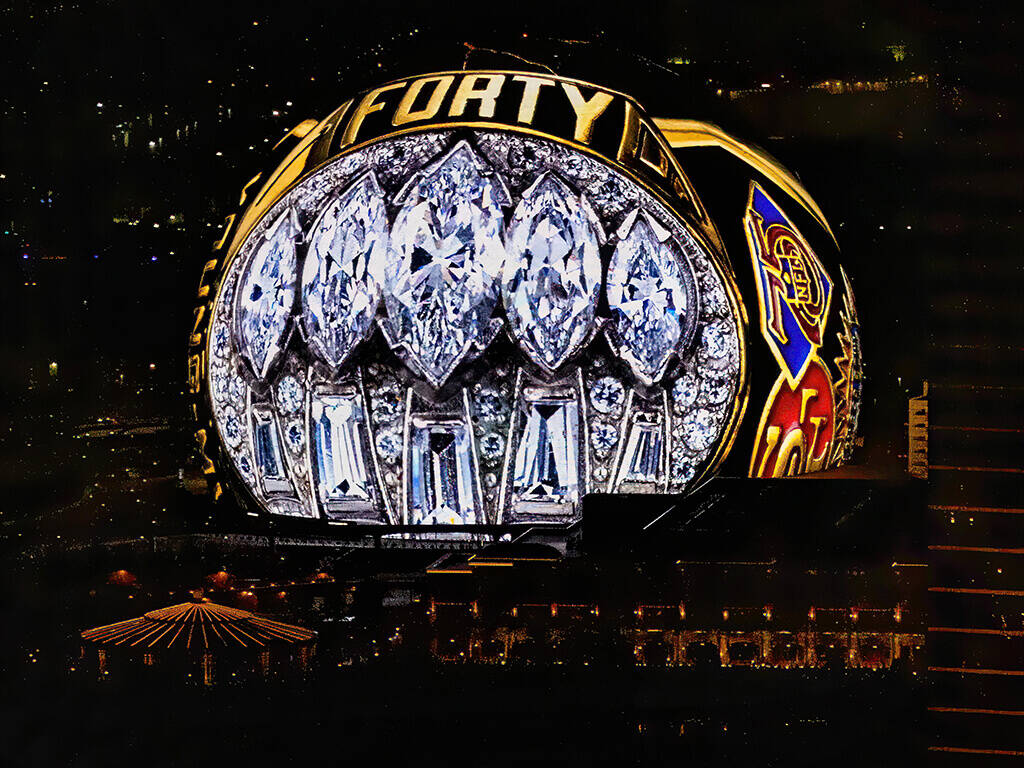 El anillo de los San Francisco 49ers del Super Bowl XXIX se muestra en la Exosphere. (L.E. Bask ...