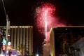 Espectáculo semanal de fuegos artificiales en el centro de Las Vegas