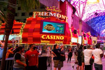 Esta foto de archivo del 4 de junio de 2020 muestra el hotel-casino Fremont de Boyd Gaming Corp ...