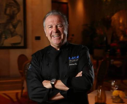 El chef Julián Serrano en Picasso dentro del Bellagio en Las Vegas, el jueves 4 de octubre de ...