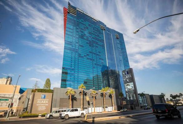El Elara by Hilton Grand Vacations se ve junto al Strip de Las Vegas en East Harmon Avenue el j ...