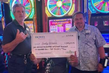 Un residente de Hawai ganó un premio mayor de 1.5 millones de dólares en una máquina tragamo ...