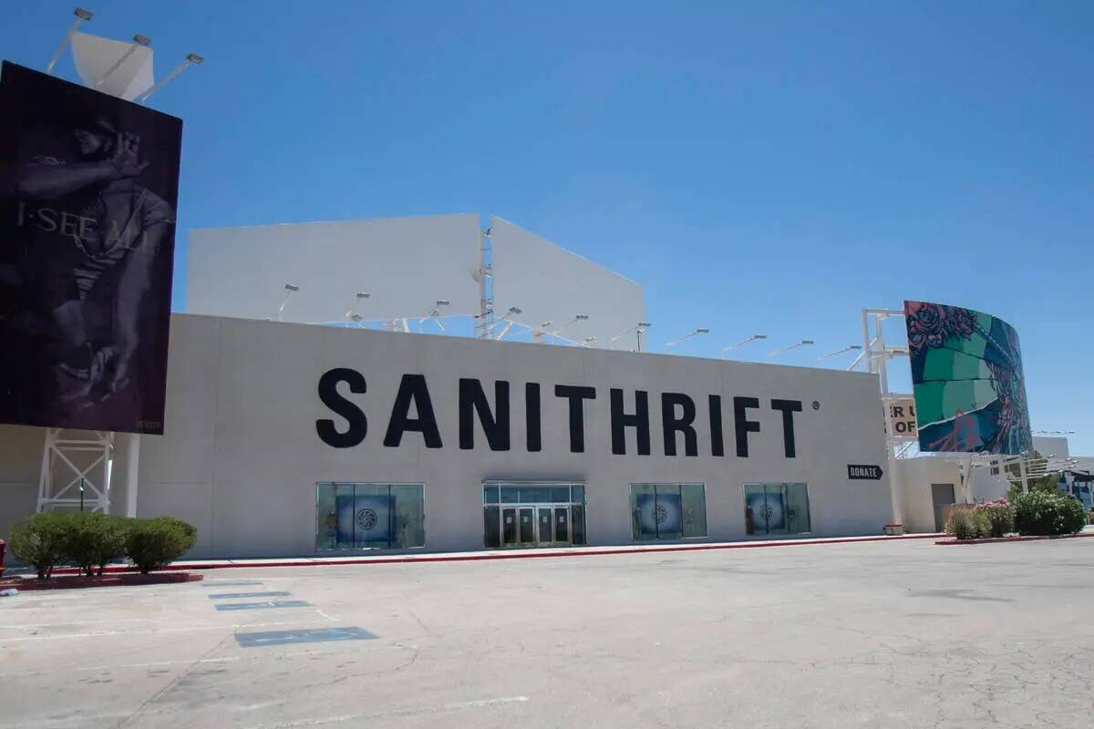 Sanithrift en el Primm Mall, el martes 2 de julio 2024, en Primm. (Daniel Jacobi II/Las Vegas R ...