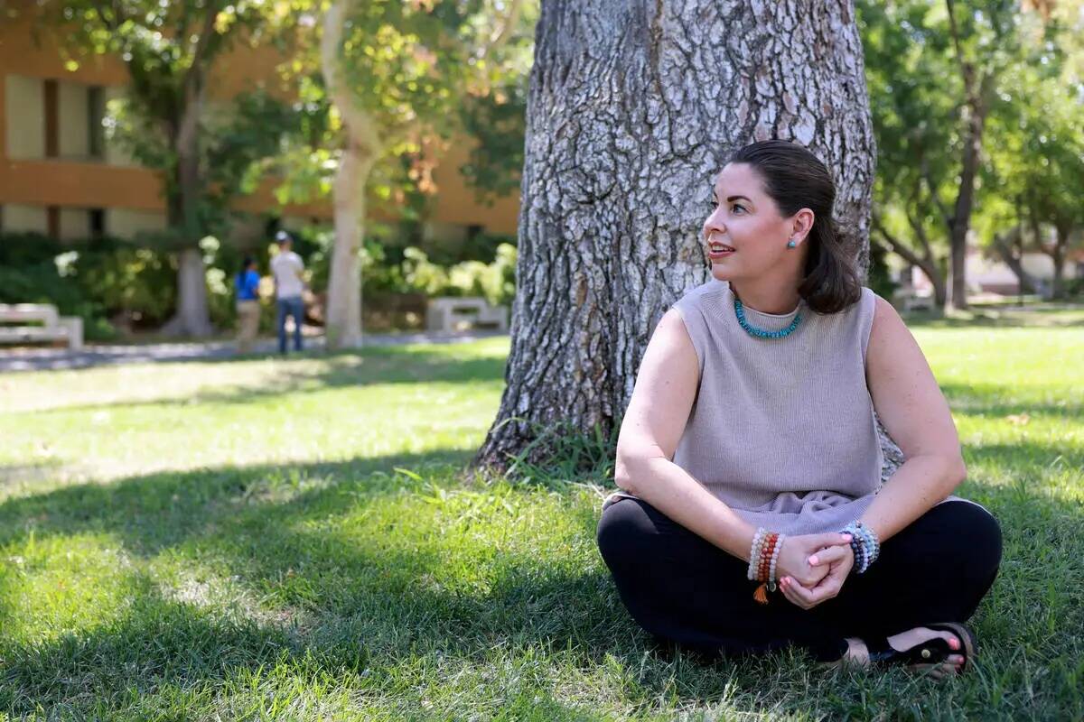 Anne Weisman, profesora asociada de Educación Médica y directora de Bienestar y Medicina Inte ...