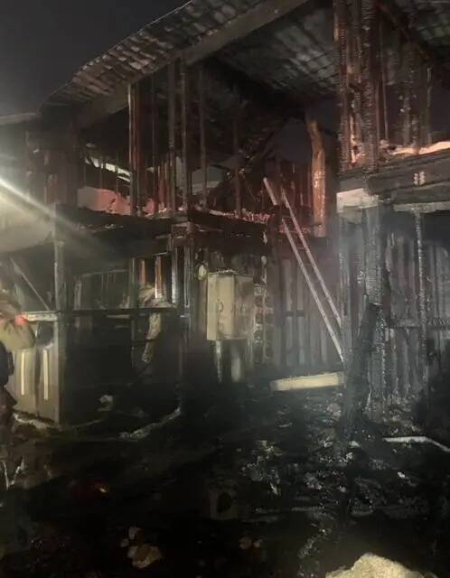 Consecuencias del incendio en el 3937 de Spencer Street. (Departamento de Bomberos del Condado ...