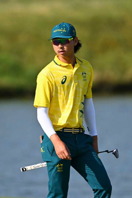 Min Woo Lee del Equipo de Australia en el segundo green durante la primera ronda de los Juegos ...