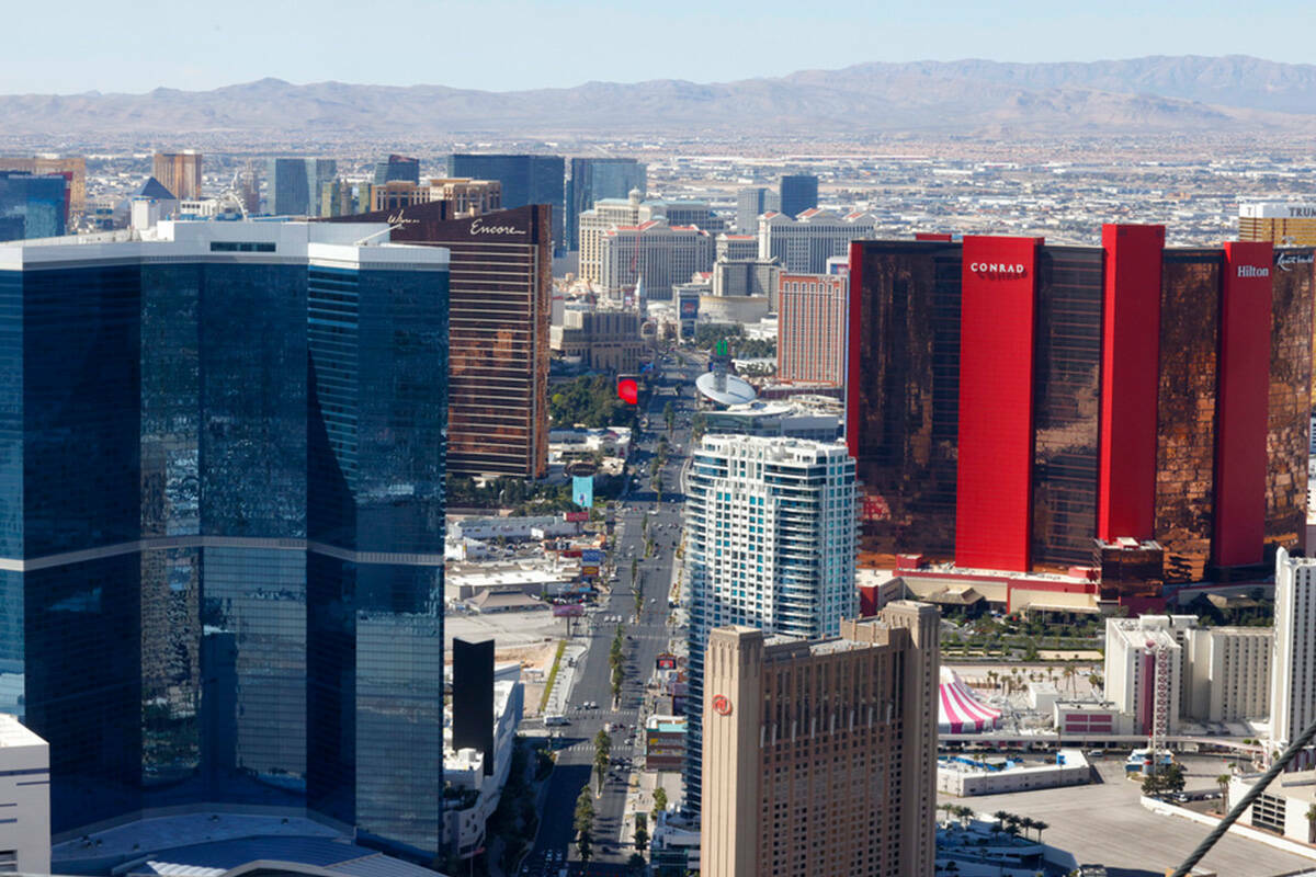 Imagen del Strip de Las Vegas, el lunes 8 de abril de 2024, en Las Vegas. (Bizuayehu Tesfaye/La ...