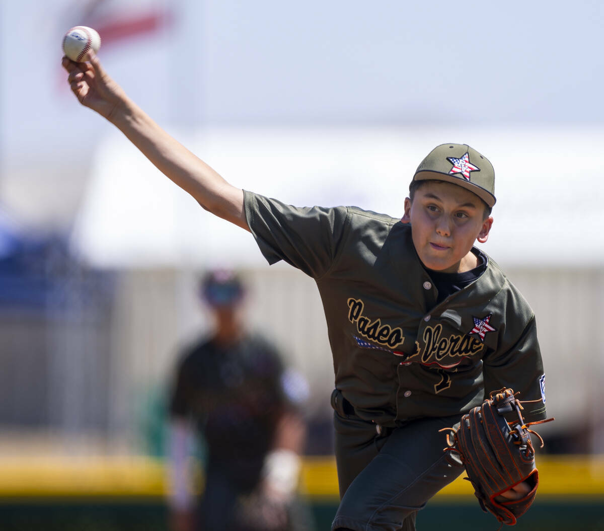 El pitcher de Nevada Wyatt Erickson (7) lanza contra Utah durante la primera entrada del partid ...