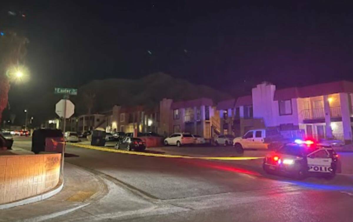 La policía investiga un homicidio ocurrido en la cuadra 6900 de Kepler Drive, en Las Vegas, el ...