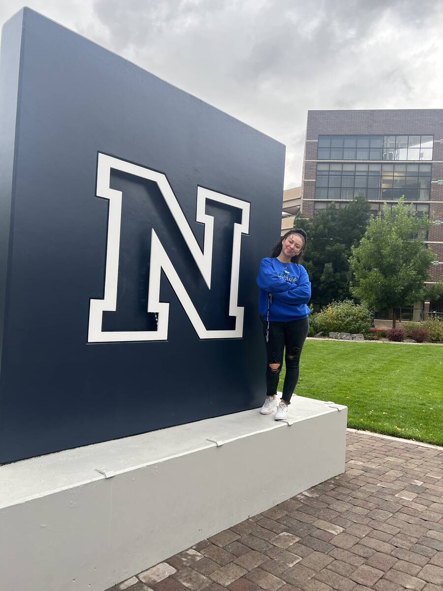 Genevy Machuca, oriunda de Las Vegas, estudia en la Universidad de Nevada, Reno (UNR) y está e ...