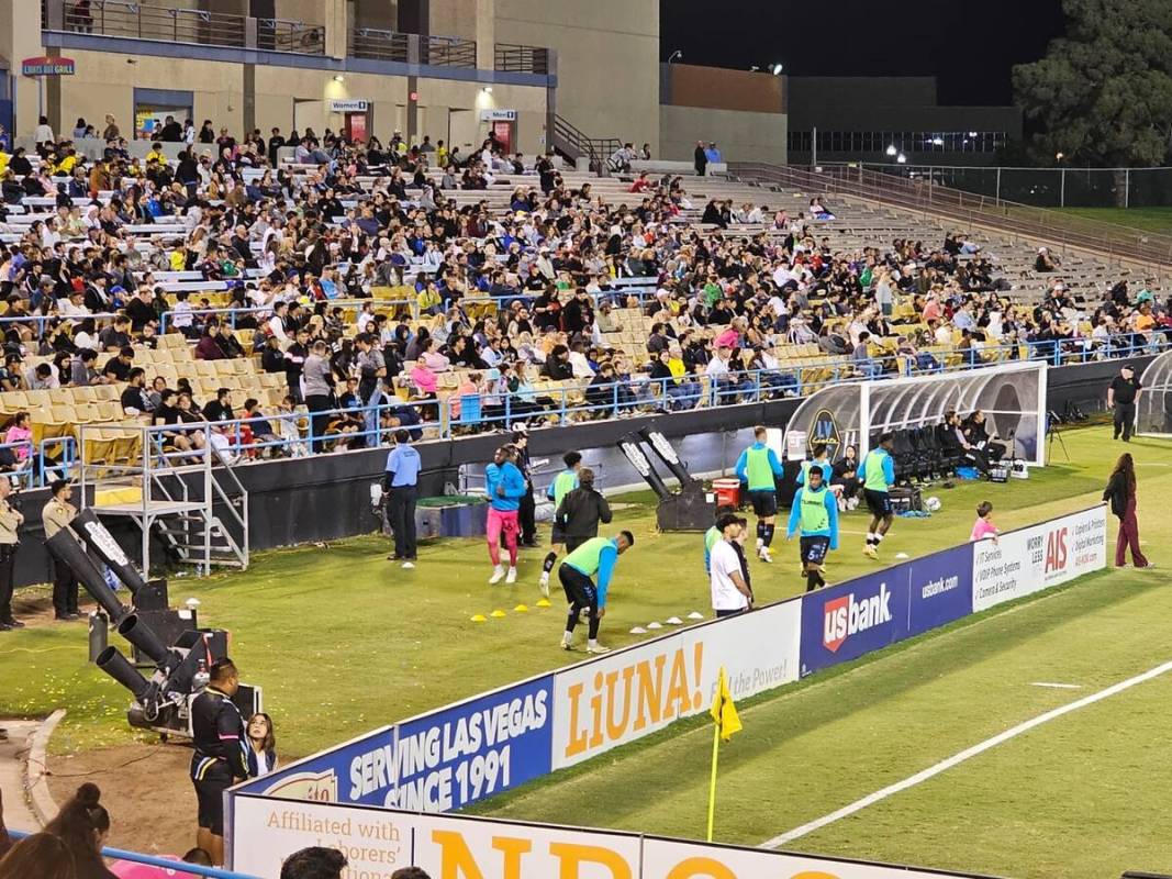 Afición que asistió a último partido en casa de los Lights de la temporada 2024 de la USL el ...