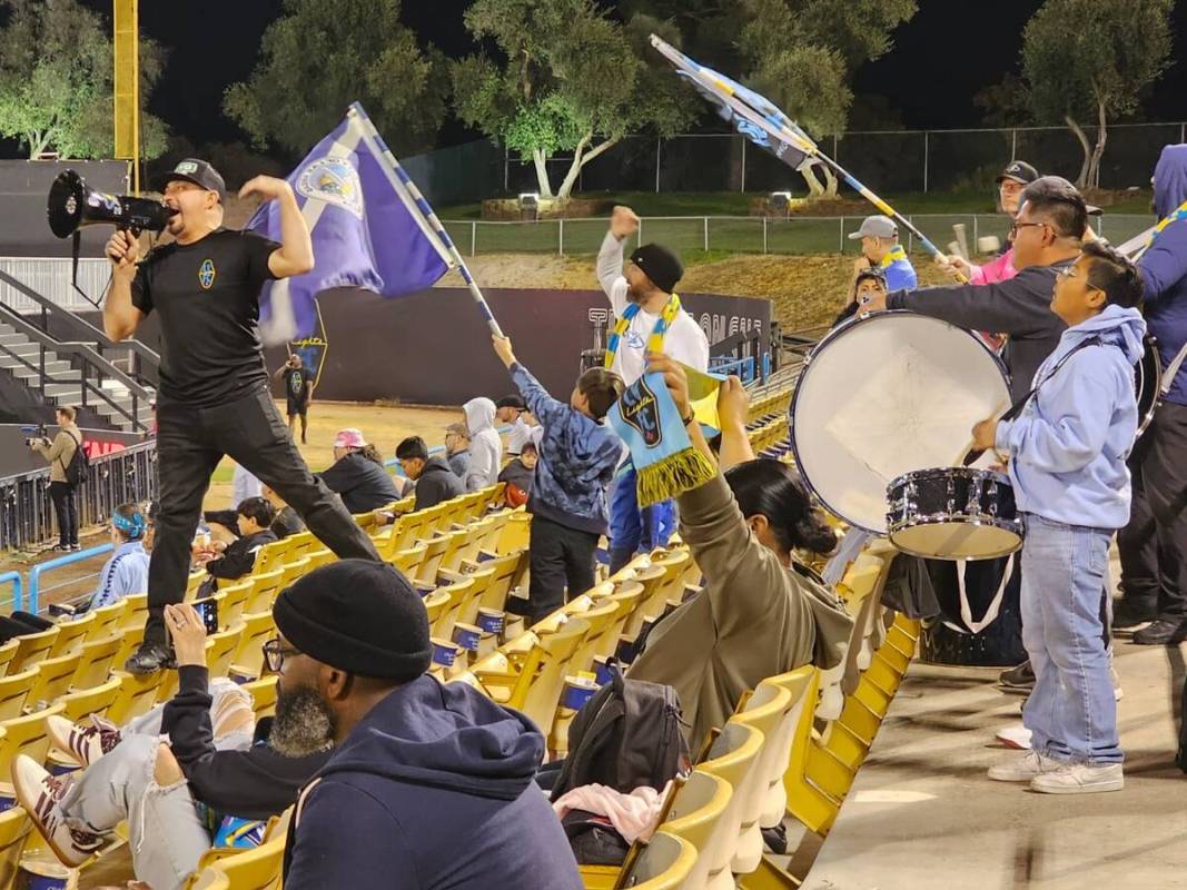 La porra Boulevard apoya a los Lights en el último juego en casa de la temporada regular de la ...