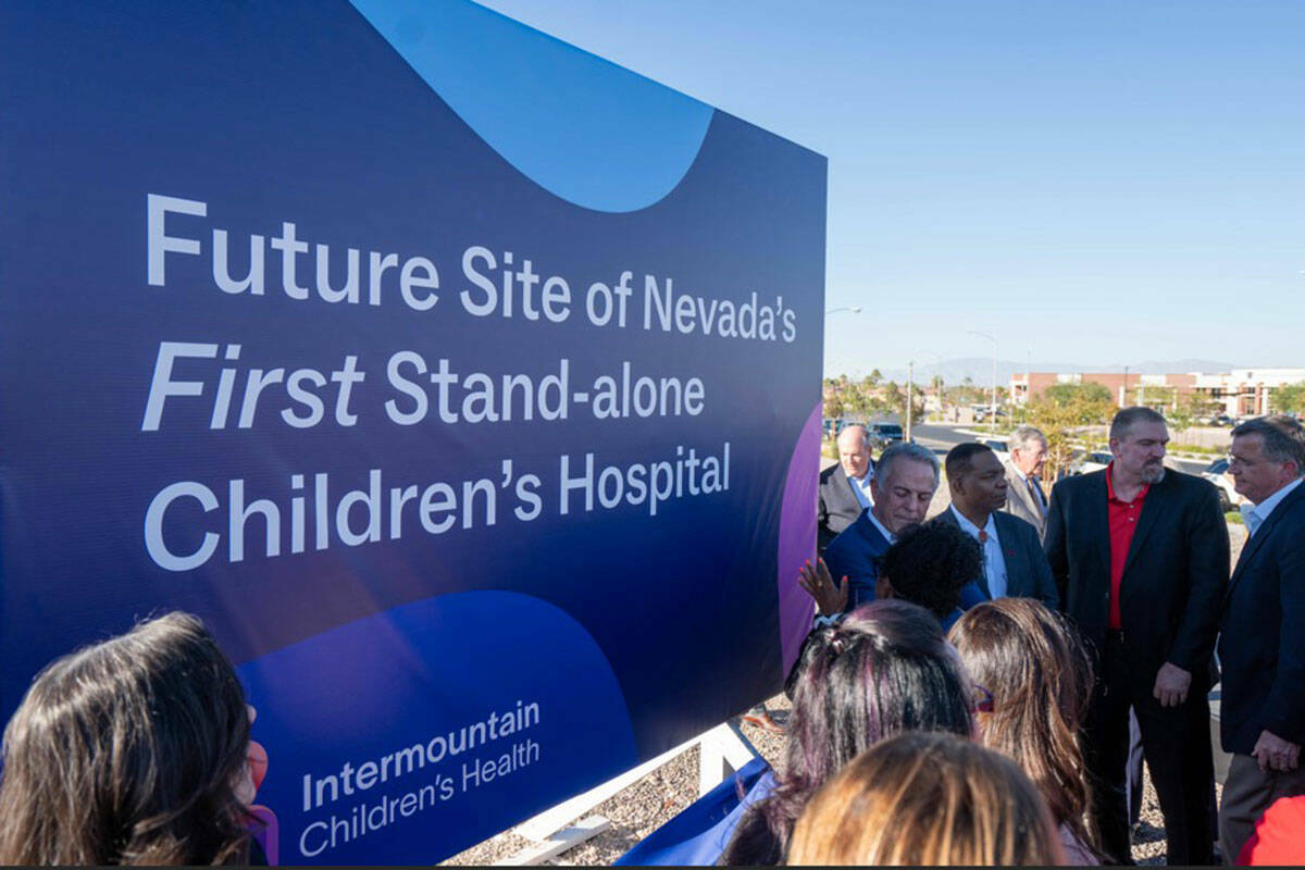 Presentan el sitio para el hospital infantil independiente de Intermountain Healthcare, el mart ...