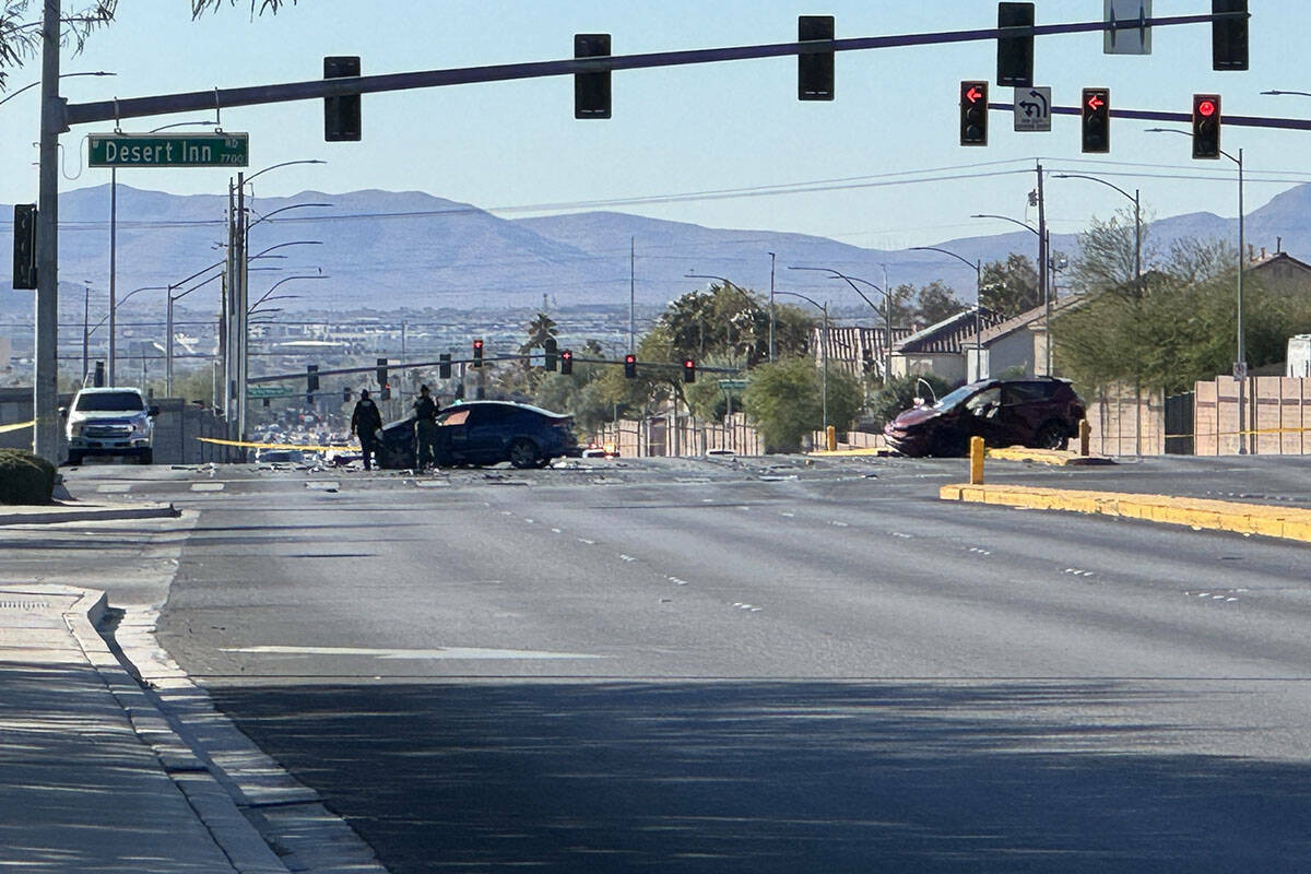 La policía investiga un accidente fatal ocurrido el jueves 7 de noviembre de 2024 en la inters ...