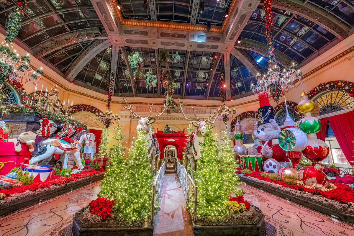 Celebrando la magia de la temporada, el Conservatorio y Jardín Botánico del Bellagio presenta ...