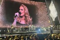 Adele vista en la noche de apertura de "Weekends With Adele" en el Colosseum at Caesars Palace, ...